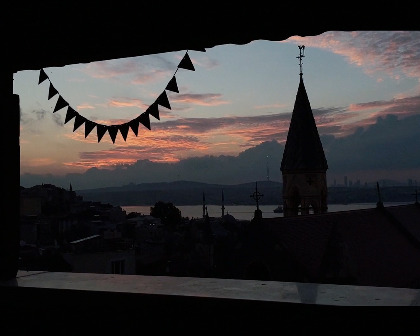 Onur Nevşehir - I Don
